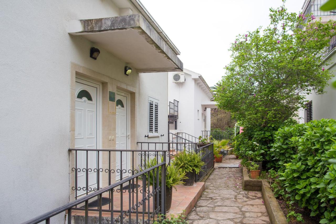 Apartments Mara Lux Будва Екстериор снимка