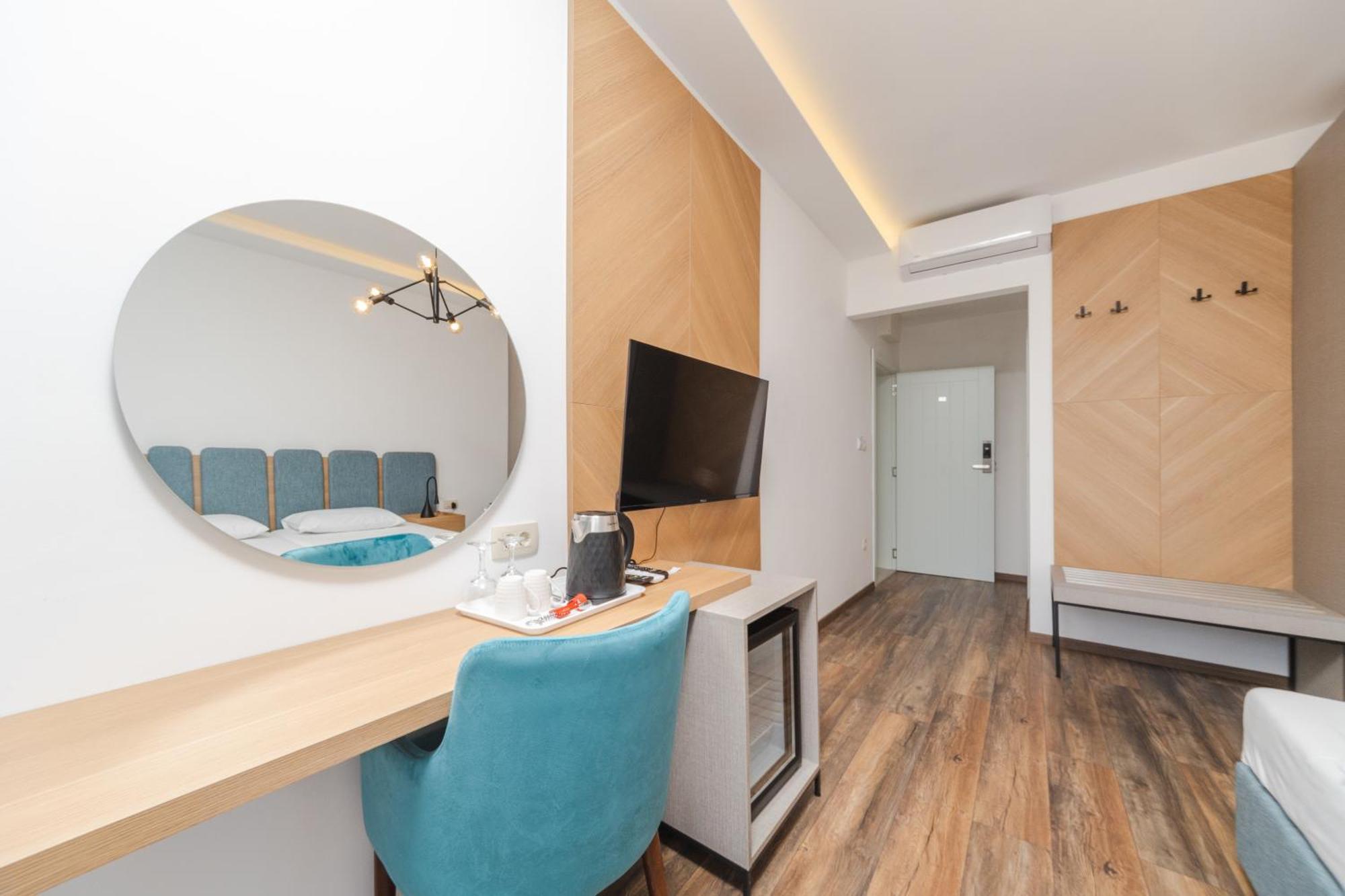 Apartments Mara Lux Будва Екстериор снимка